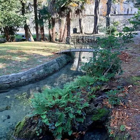 Appartement Au Murmure Des Eaux A Fontaine-De-Vaucluse Buitenkant foto