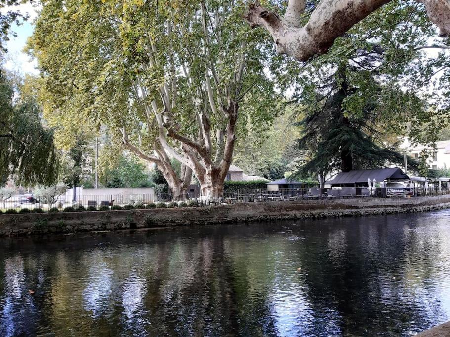 Au Murmure Des Eaux A
